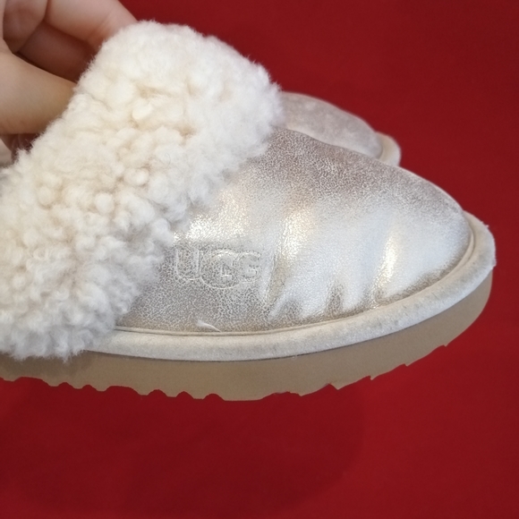 Ugg slippers - Picture 7 of 9